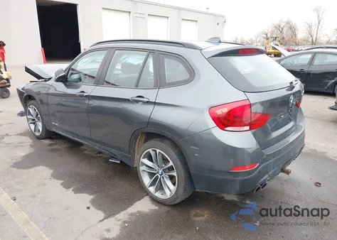 2015 BMW X1 xDrive28I z USA, uszkodzony, nr VIN WBAVL1C53FVY26179